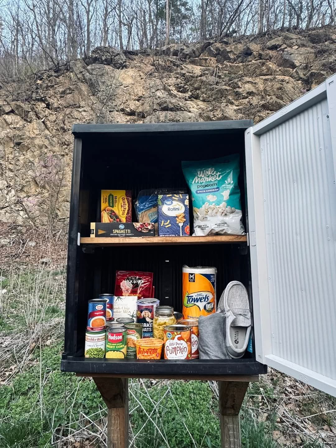 Community Blessing Box providing 24/7 resources for families in need